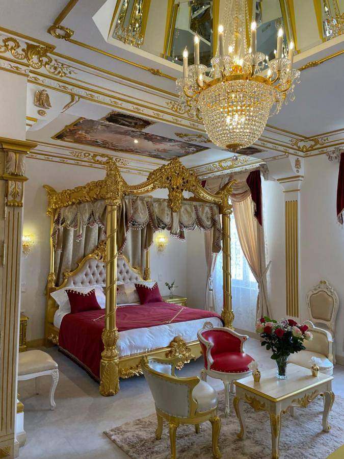 Deluxe Family Suite in Narbonne, Côte méditerranéenne (France)