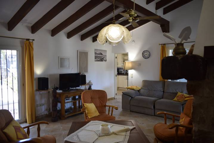 Ferienhaus für 6 Personen, mit Terrasse und Garten in Dénia - 3