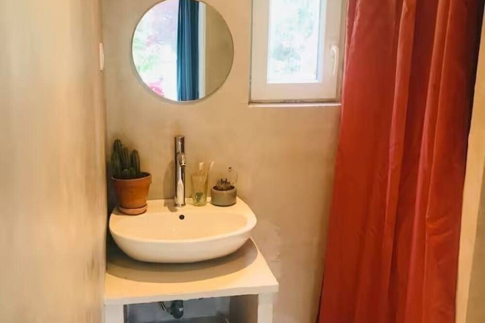 Paradise on the hill! in Meyrargues, Aix-en-Provence region