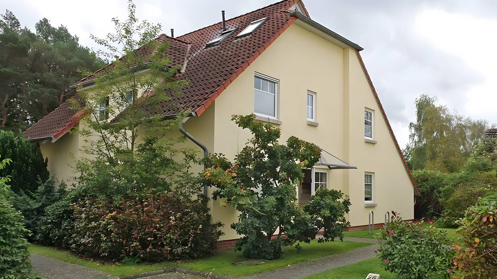 Entire apartment, Holiday Apartment with Infrared Sauna & Garden – All Year Round in Karlshagen, Usedomer Norden