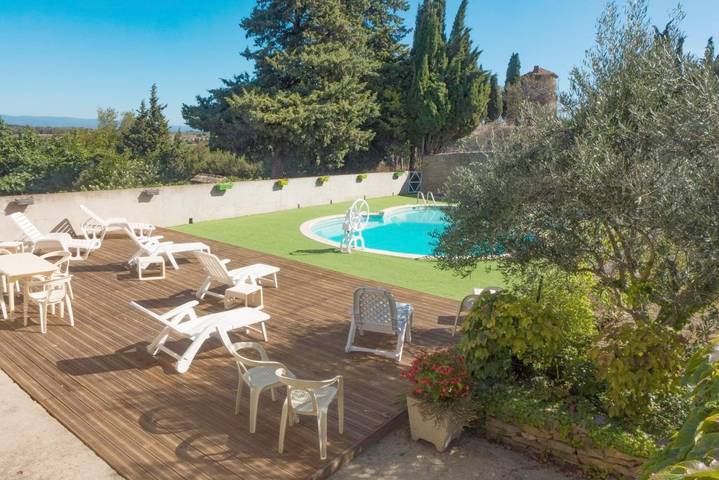 Location de vacances pour 6 personnes, avec Terrasse et Jardin ainsi que Bassin pour enfant et Piscine à Montbrun-des-Corbières - 2