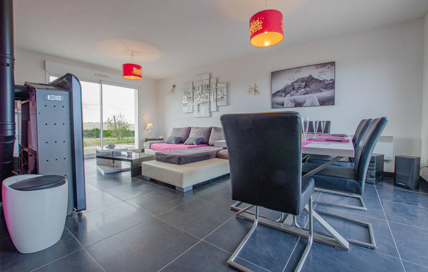 Au Clair de Lune in Saint-Remy-sous-Barbuise, Aube