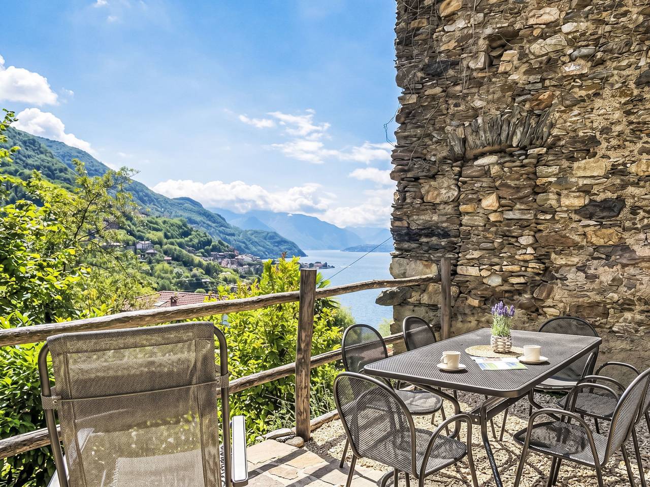 Appartamento vacanze a Bellano a partire da 102€ a notte