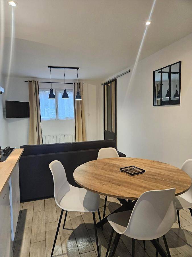 Gîte pour 4 personnes, avec jardin, animaux acceptés à Saint-Germain-du-Corbéis