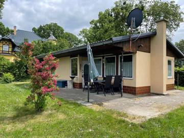 Ferienhaus für 4 Personen, mit Garten in Mecklenburgische Schweiz