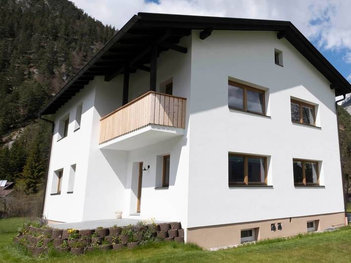 Ferienwohnung für 5 Personen, mit Terrasse und Garten