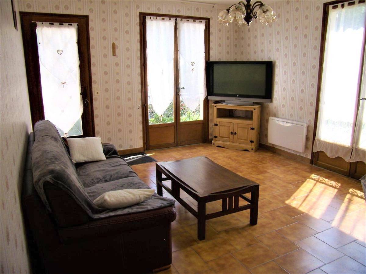 Two-Bedroom House in Bayons, Région de Forcalquier