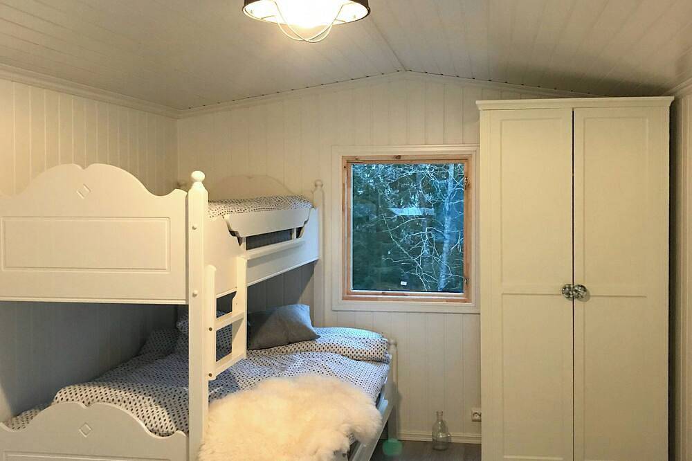 Hütte mit Anbau und Blick auf den Øymarksjøen in Marker