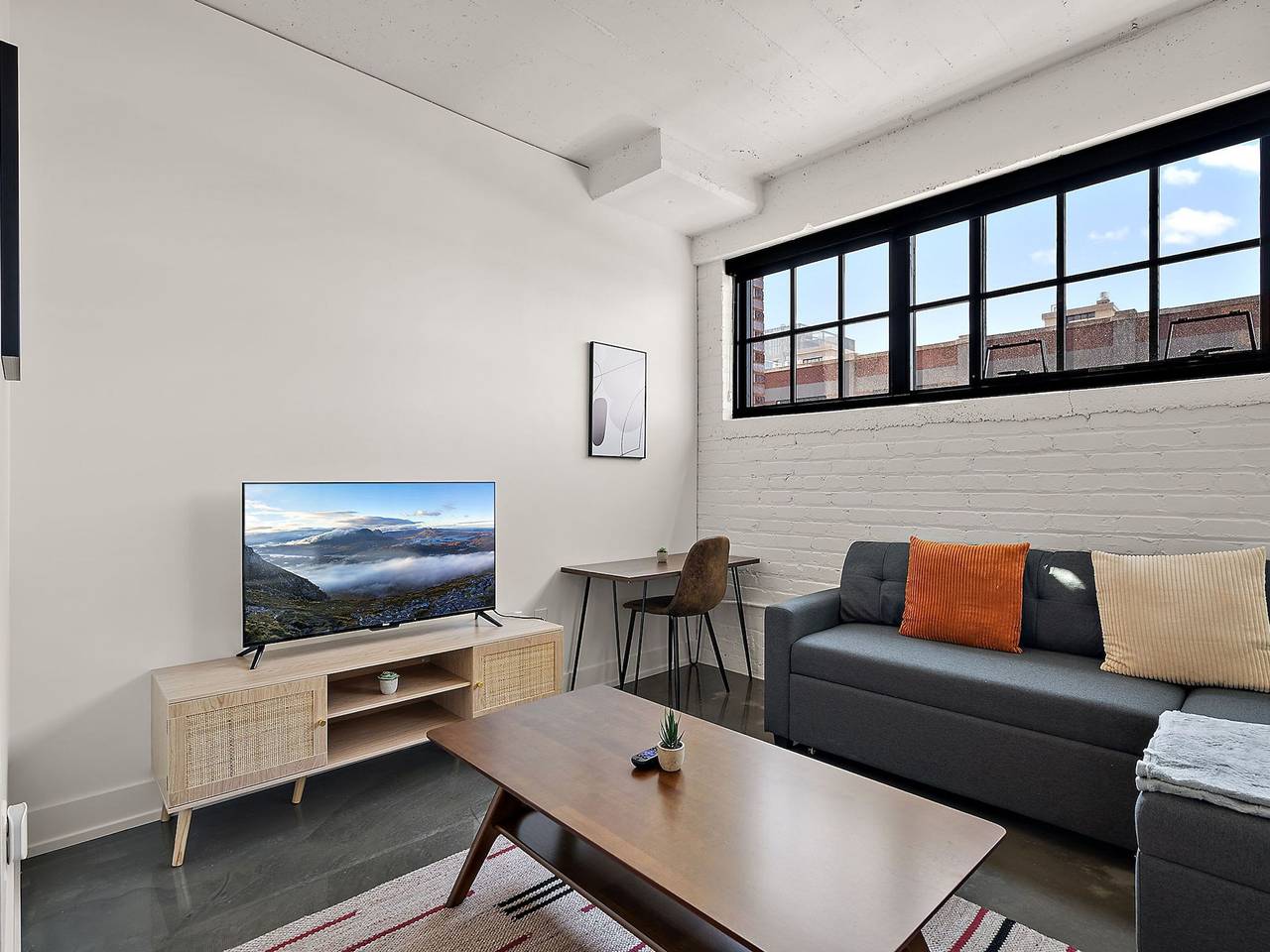 Vacation Rental for 2 Guests in Minneapolis, Twin Cities