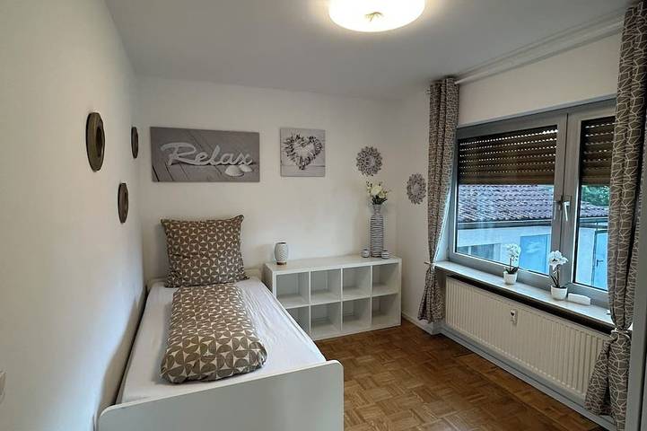 Ganze Wohnung, Stielvolle Etagenwohnung in bester Lage in Main-Kinzig-Kreis