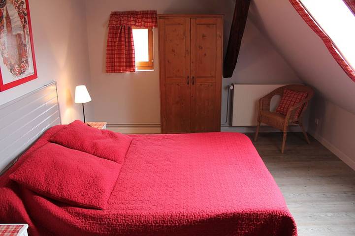 Gîte pour 8 personnes, avec jardin, animaux acceptés dans La Montagne des Singes - 3