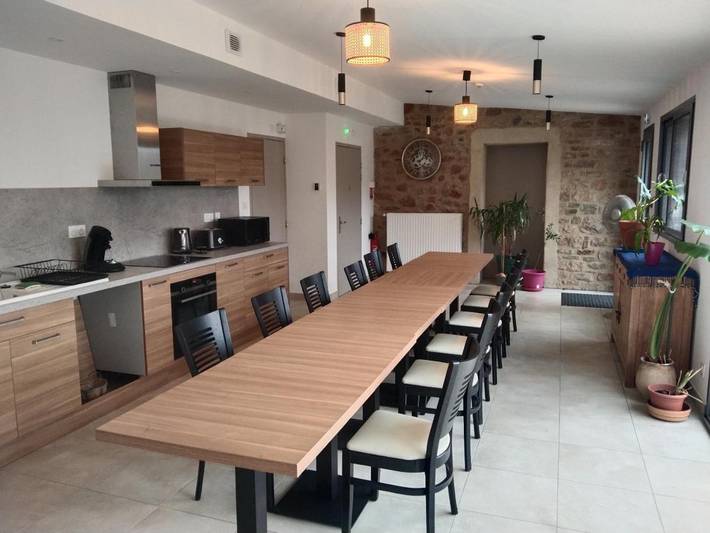 Hôtel pour 2 personnes, avec Terrasse ainsi que Jardin et Vue à Viala-du-Tarn