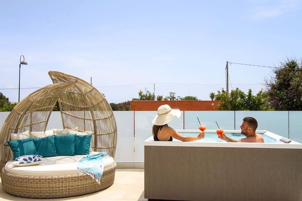 Mediterranean villa with private pool on Foxi Manna beach in Sardinia in Dispensa, Tertenia