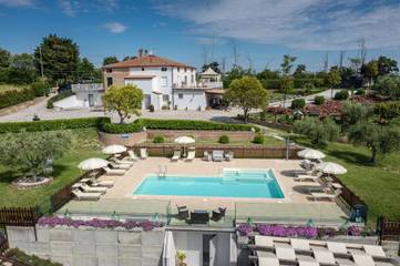 Casa Vacanza per 11 Persone in Carassai, Provincia di Ascoli Piceno, Foto 4