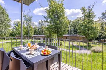 Gîte pour 6 personnes, avec terrasse dans Lac du Val-Joly