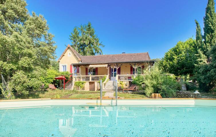 Location de vacances pour 8 personnes, avec jardin et terrasse à Les Eyzies-de-Tayac-Sireuil - 2