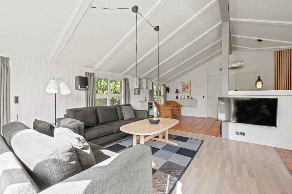 Holiday home with sauna, whirlpool and prime location near beach and town centre in Blavand, Varde Region