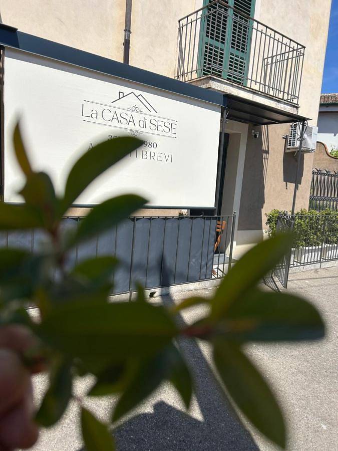 B&b per 3 persone, con Balcone e Terrazza nonché Panorama a Viagrande