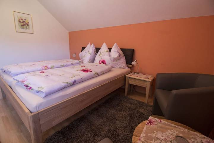 Ferienwohnung für 5 Personen, mit Garten und Balkon in Faistenau - 2