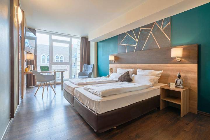 Hotel für 2 Personen, mit Ausblick und Terrasse in Mannheim