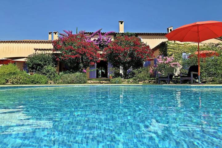 Villa pour 14 personnes, avec piscine à Villeneuve-Loubet