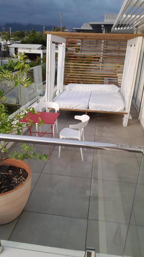 Chambre d’hôte pour 2 personnes, avec piscine ainsi que vue et jardin, animaux acceptés sur l' Île de la Réunion - 3