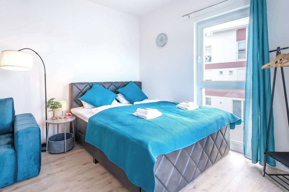 Ganze Wohnung, Lit Living: Luxus | Box Spring | Kitchen | Parking in Altenstadt, Wetterau