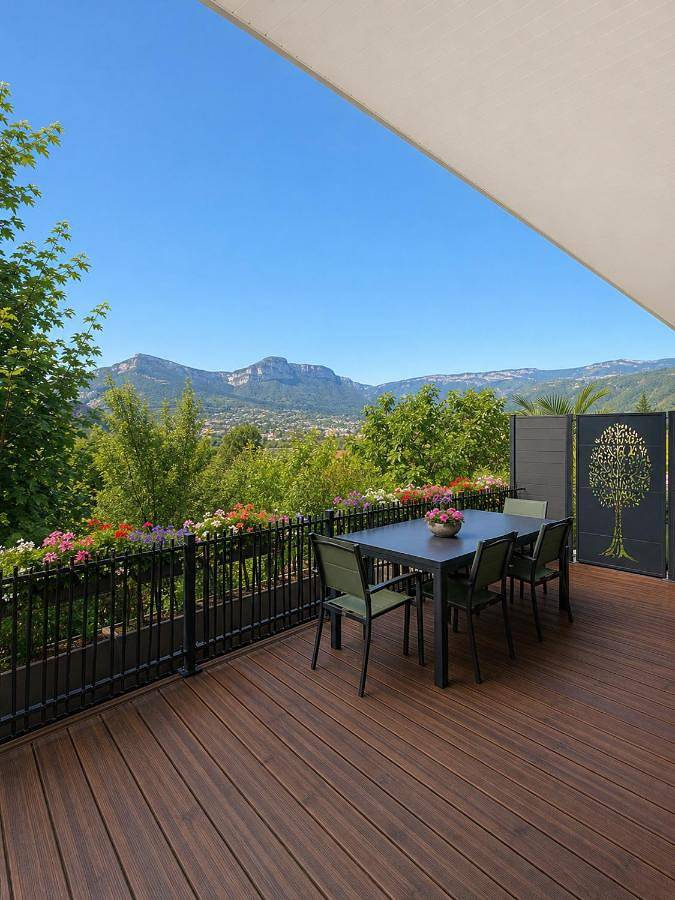 Gîte pour 6 personnes, avec Terrasse et Vue à Barberaz