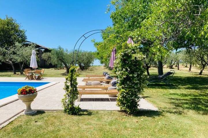 Appartement entier, Appartamento con piscina e giardino tra le colline di Montefalco in Montefalco, Province de Pérouse