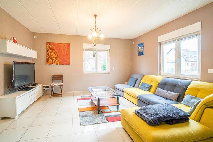 Location de vacances pour 6 personnes, avec piscine et sauna ainsi que jardin et vue à Rhinau