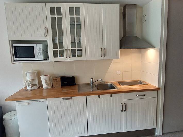Entire apartment, 4-person apartment at the foot of the slopes in Avoriaz in Morzine, Les Portes du Soleil
