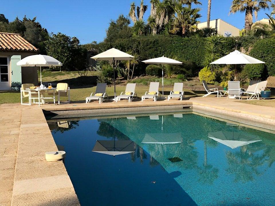 La villa du Mas St Jean - Chambre avec baignoire vue piscine et jardin in Saint-Tropez, Région de Draguignan