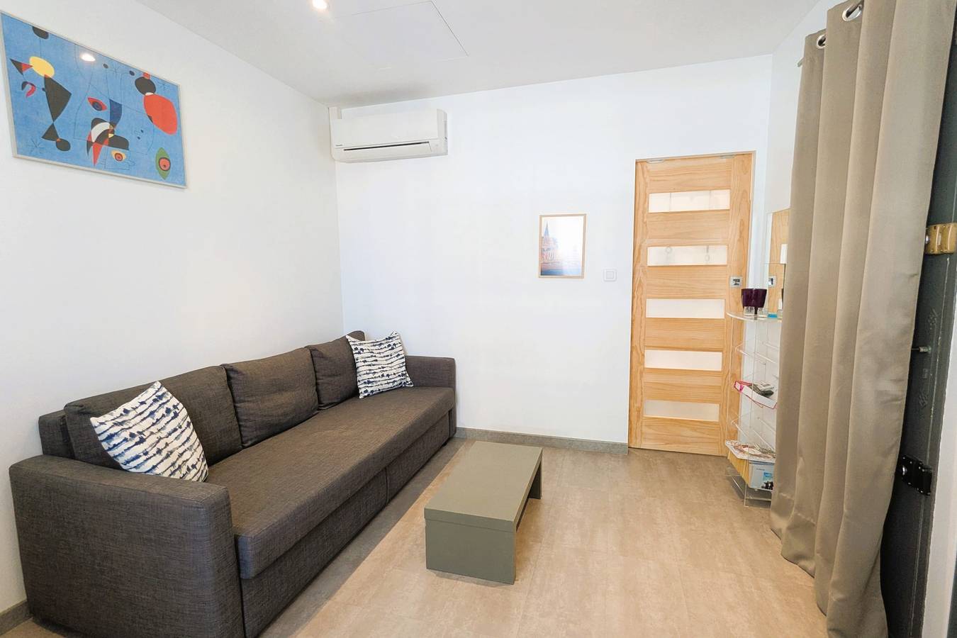 Studio entier, Studio à 50 m de la mer au Mourillon, Toulon in Toulon, Côte méditerranéenne (France)