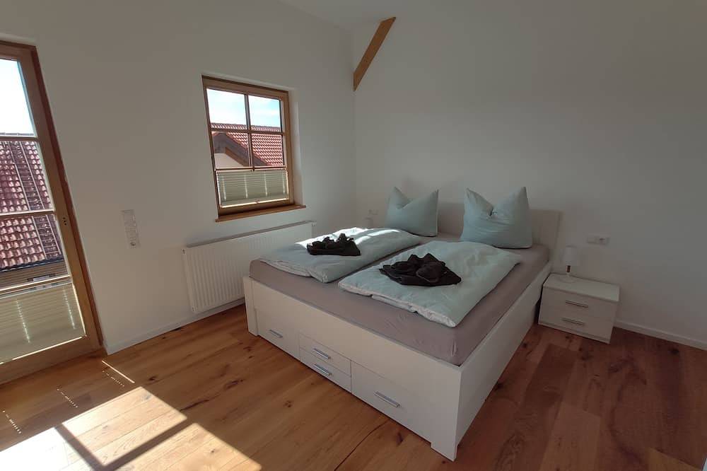 Ganze Wohnung, Exklusive, sonnige  Neubau Ferienwohnung mit dem Flair einer ehemaligen  Scheune in Görisried, Bayerisch Schwaben