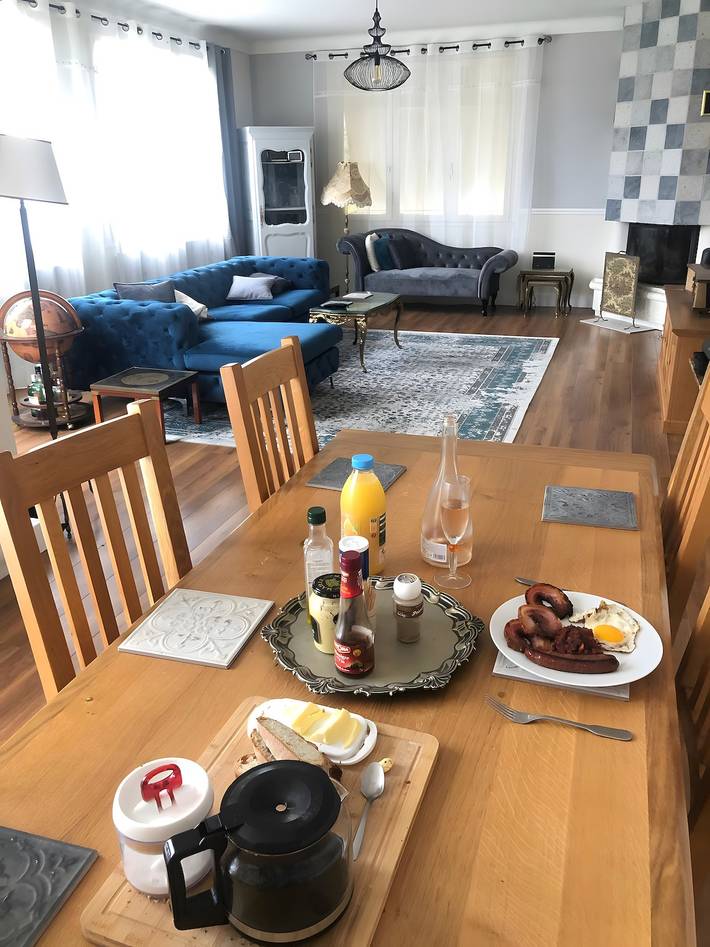 Apartamento entero, Gîte La Garonne con piscina compartida, jardín común y Wi-Fi in Lédat, Región de Villeneuve-sur-Lot