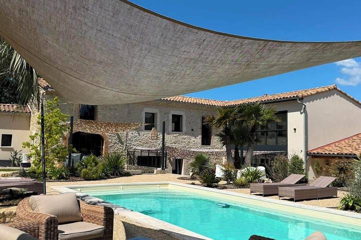 Location de vacances pour 10 personnes, avec Terrasse et Jardin à Étienne Bonnot de Condillac