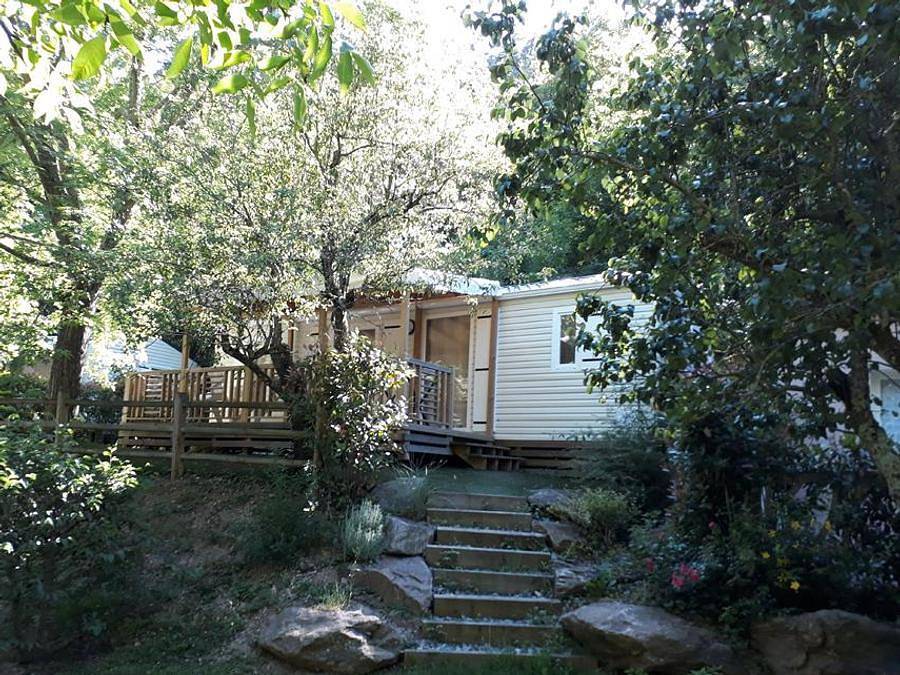 Flower Camping le Peyrelade - Mobilhome 6 personas - Résidence Louisiane Confort 3 habitaciones + Terraza semicubierta + Tv in Rivière-sur-Tarn, Parc naturel régional des Grands Causses
