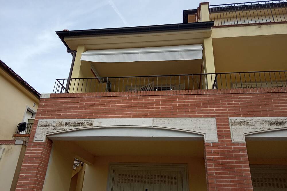 Entire apartment, Overlooking the Maremma in Scarlino, Grosseto Province