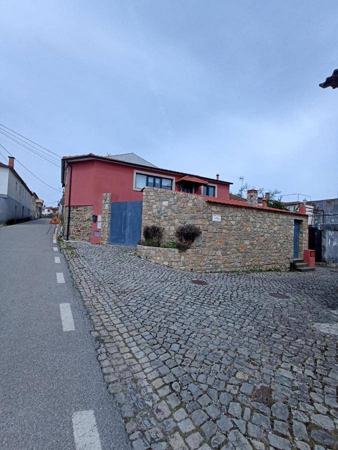 Location de vacances pour 6 personnes, avec terrasse et vue, animaux acceptés à Pedrógão Grande - 2