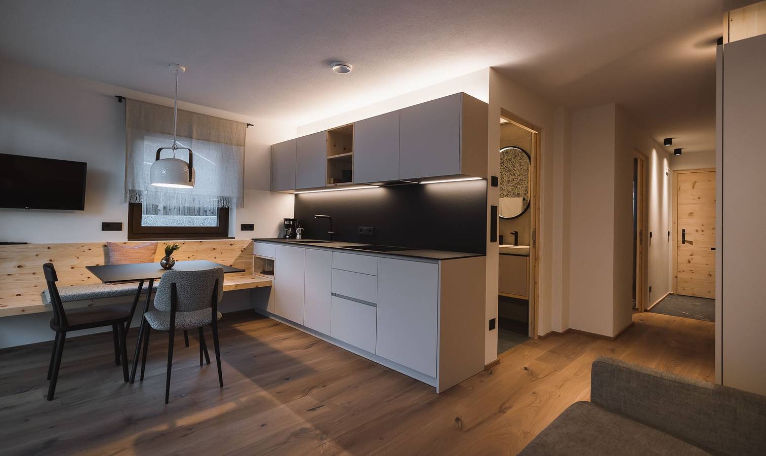 Ganze Wohnung, Ferienwohnung 'Nature Duplex Zaun - Fluss' mit Bergblick, Terrassen & Wlan in Luttach, Zillertaler Alpen