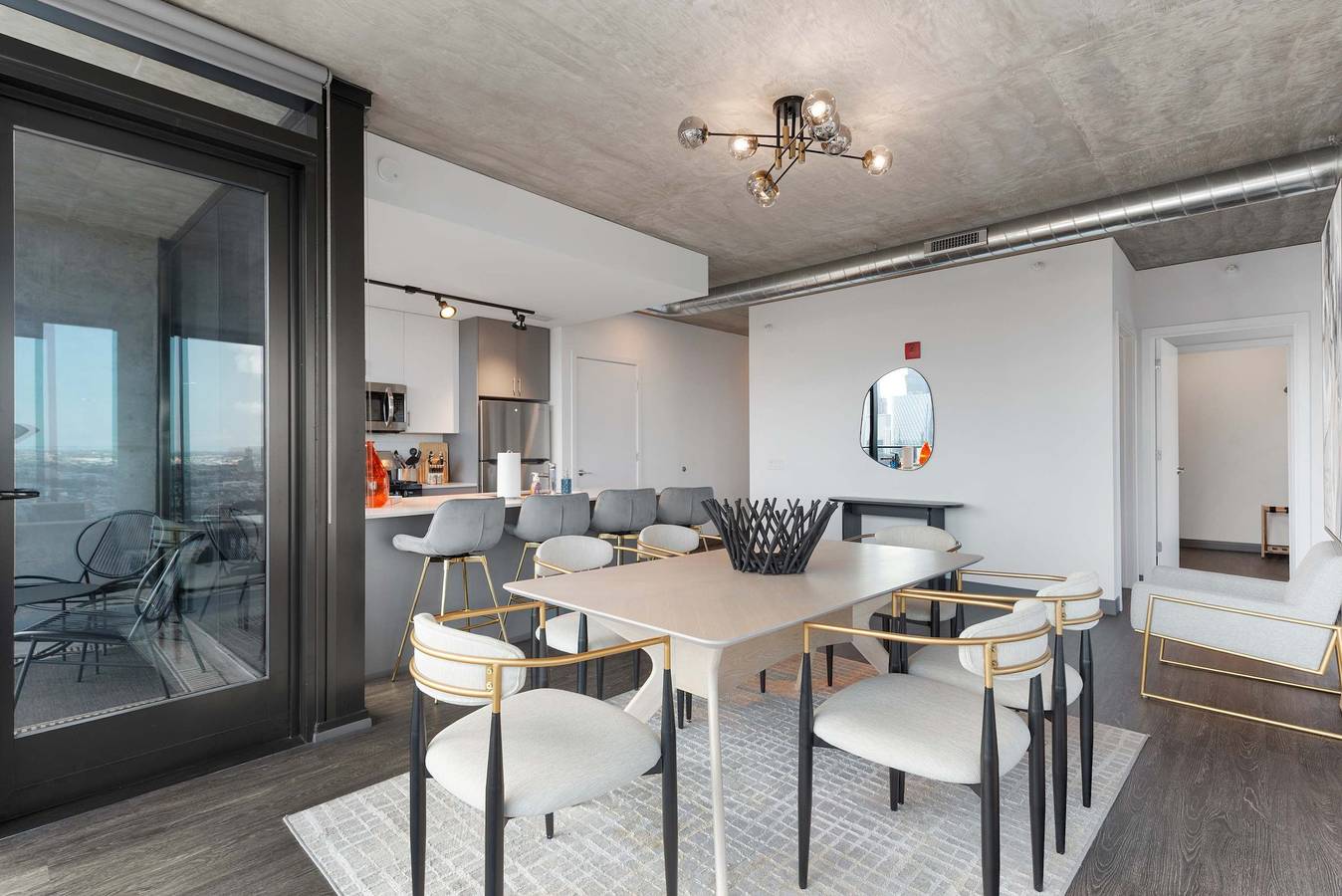 Appartamento intero, Why Settle for Ordinary 5 Stars Apartment The Avant in Chicago, Contea di Cook
