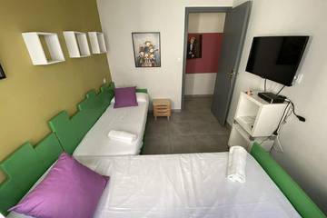 Gîte pour 3 Personnes dans Roses Centre, Roses, Photo 4