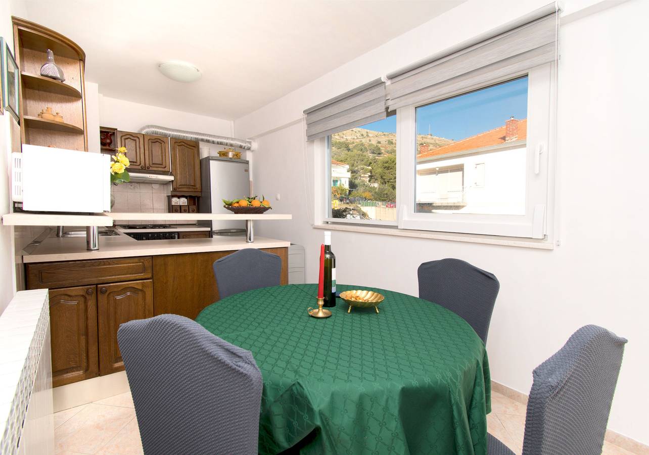 Ganze Wohnung, Apartment Orange tree in Seget Vranjica, Split-Dalmatien