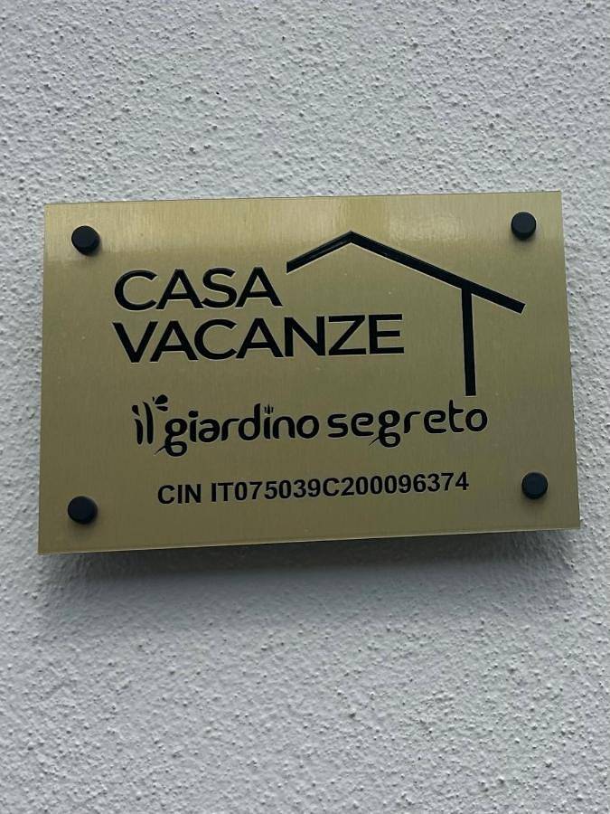 Appartamento per 4 persone, con Balcone e Terrazza nonché Giardino a Maglie
