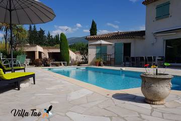 Chambre d’hôte pour 2 personnes, avec piscine et jardin dans les Alpes maritimes