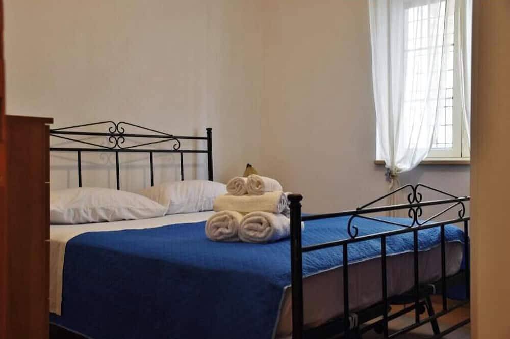 Residenza Le Sirene - Holiday Home with Jacuzzi and Terrace near Tropea in Santa Domenica, Ricadi (gemeinde)