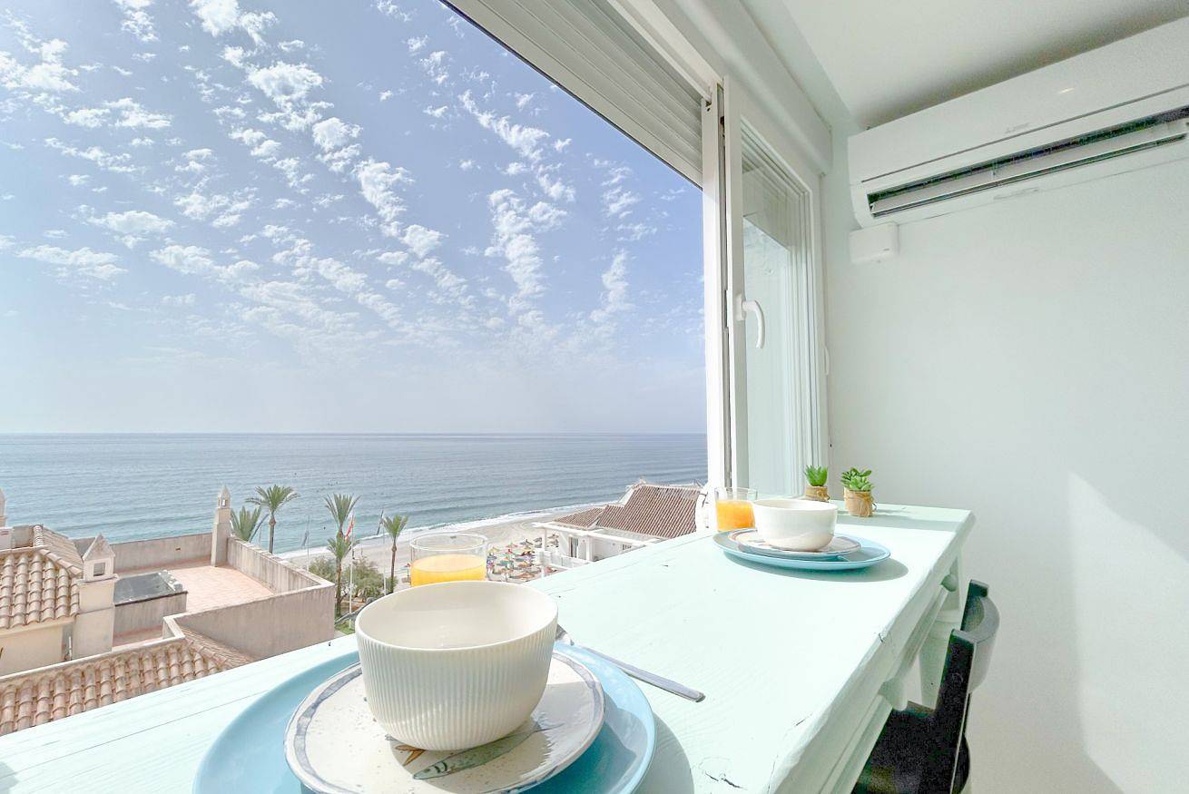 Appartement entier, Appartement moderne avec vue sur la mer à Sabinillas in Sabinillas, Manilva