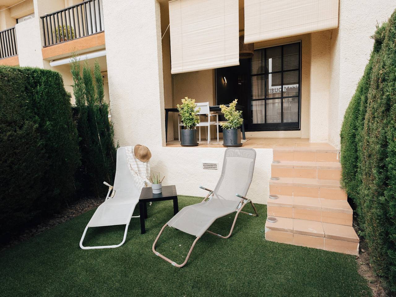 Apartamento entero, Encantador dúplex en L'Escala con aire acondicionado cerca de Empúries in La Escala, Alt Empordà