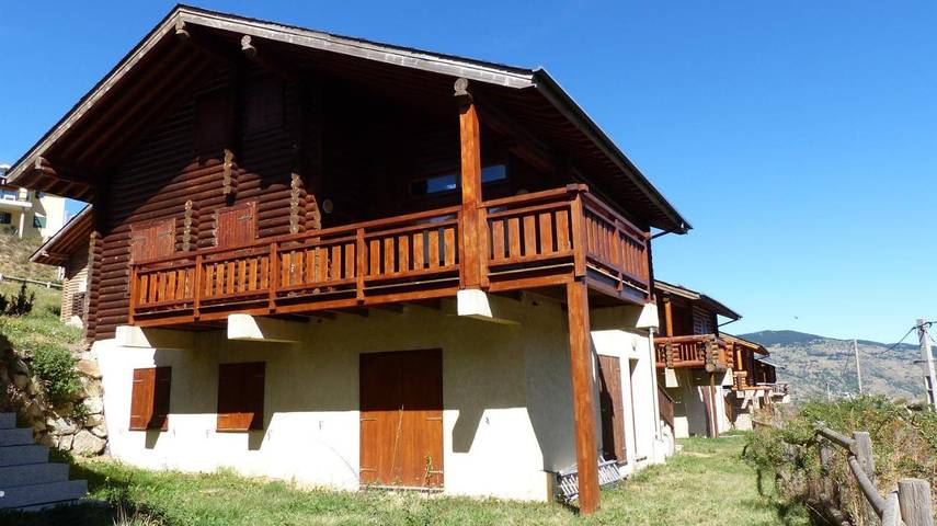 Gîte pour 10 personnes, avec jardin et vue ainsi que sauna et piscine, adapté aux familles à Saint-Pierre-dels-Forcats - 2