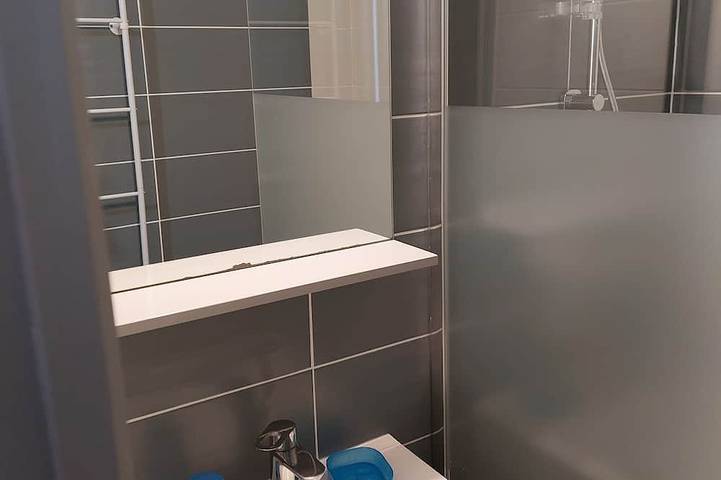 Gîte pour 4 personnes, avec jardin dans Plage du Platin - 2